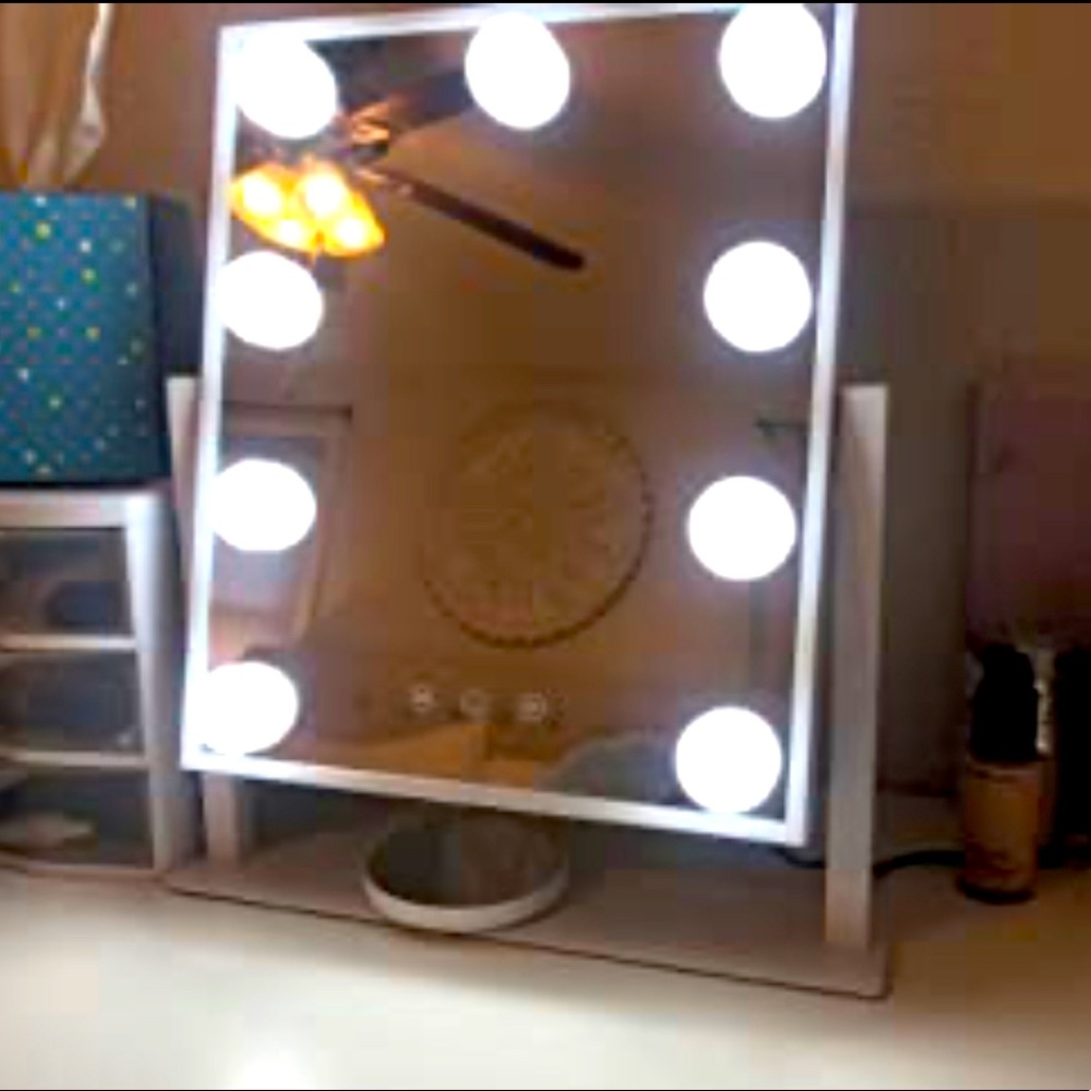 LED MIRROR